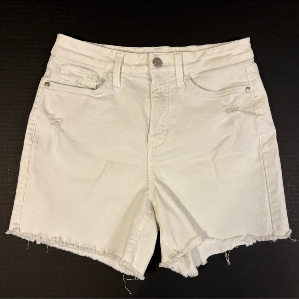 Lauren Conrad white distressed Jean shorts raw hem size 6